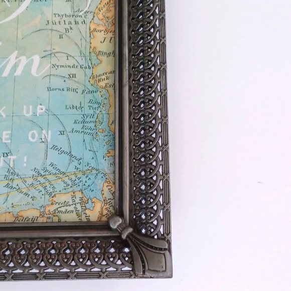 Picture frame - Picture 2 of 4